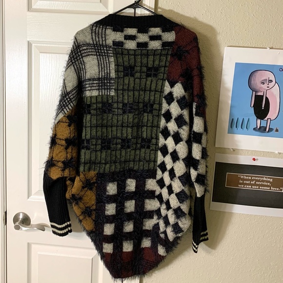 Vertigo Asymmetrical Miss-match Cardigan - Picture 2 of 8